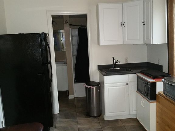 3rd image of 5065 San Julio Ave