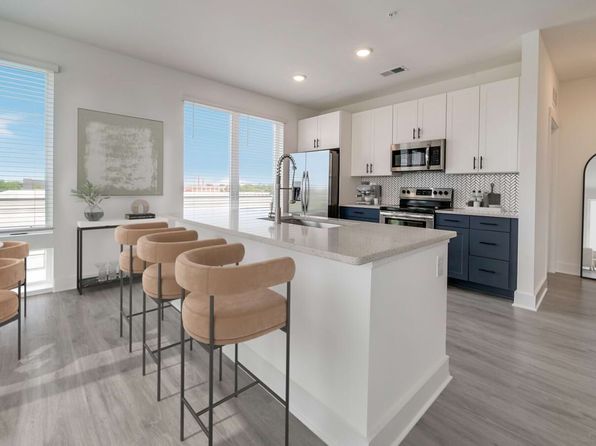 117 E White St #11644317
