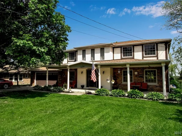 1043 Ridge Rd, Lewiston, NY 14092