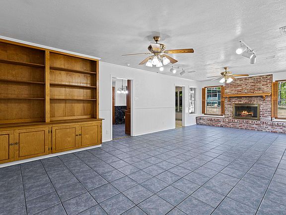5th image of 603 Ambassador Blvd