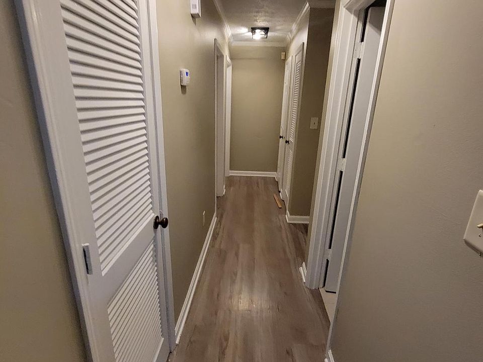 2nd image of 2617 Fieldstone View Ln SE