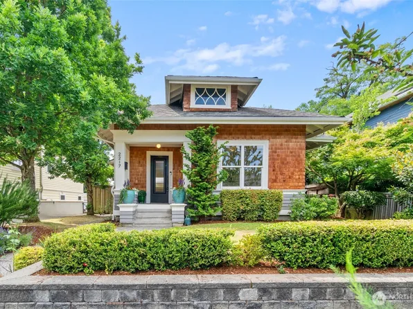 2217 4th Avenue N, Seattle, WA 98109
