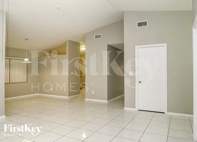 14842 SW 171st Ter — Photo 5