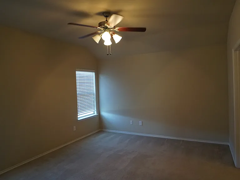 1817 Berrywood Dr — Photo 5