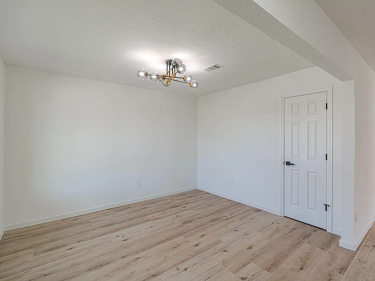 3538 Cork Dr — Photo 15