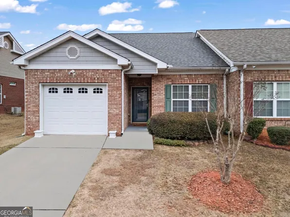 235 Tara Woods Dr, Riverdale, GA 30274