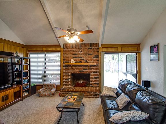 3rd image of 3105 Whitebirch Ct