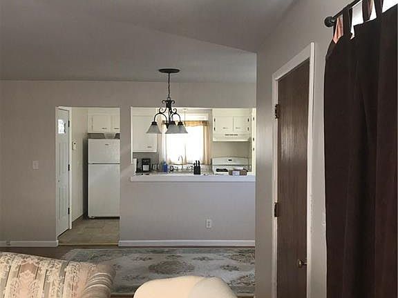 3rd image of 80 Benwood Ave