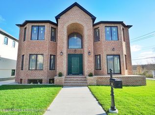 48 Terrace Ave, Staten Island, NY 10309