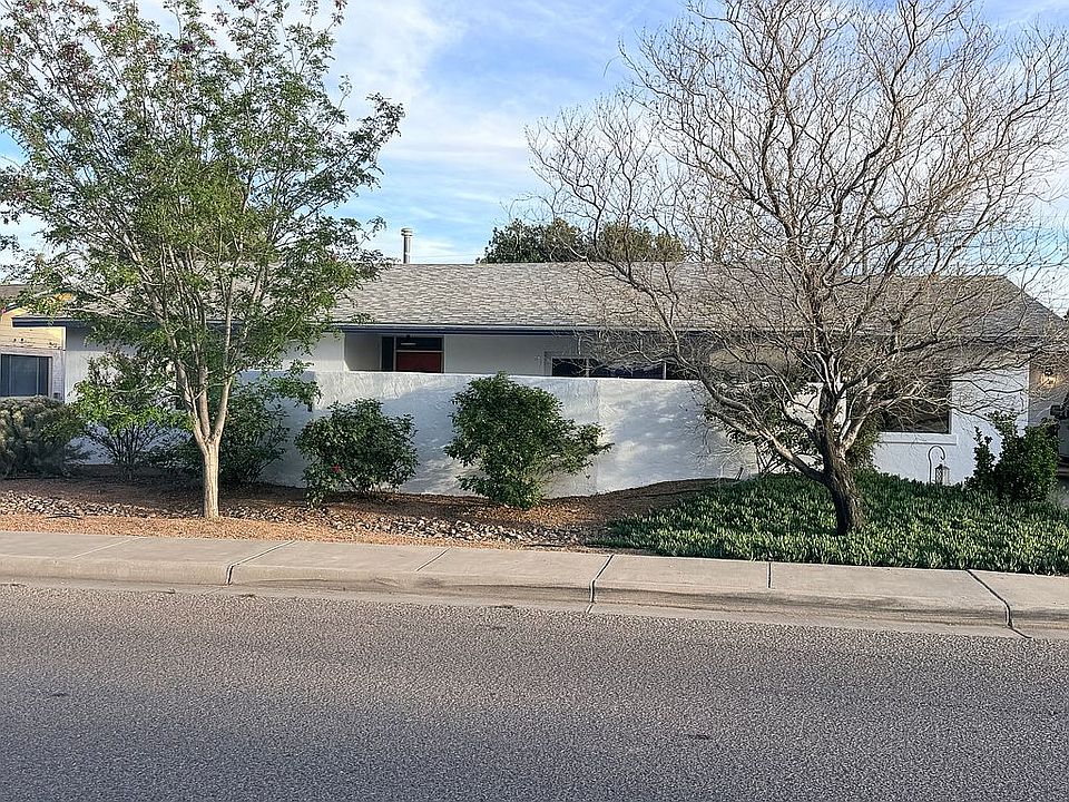 1st image of 445 Palmer Rd