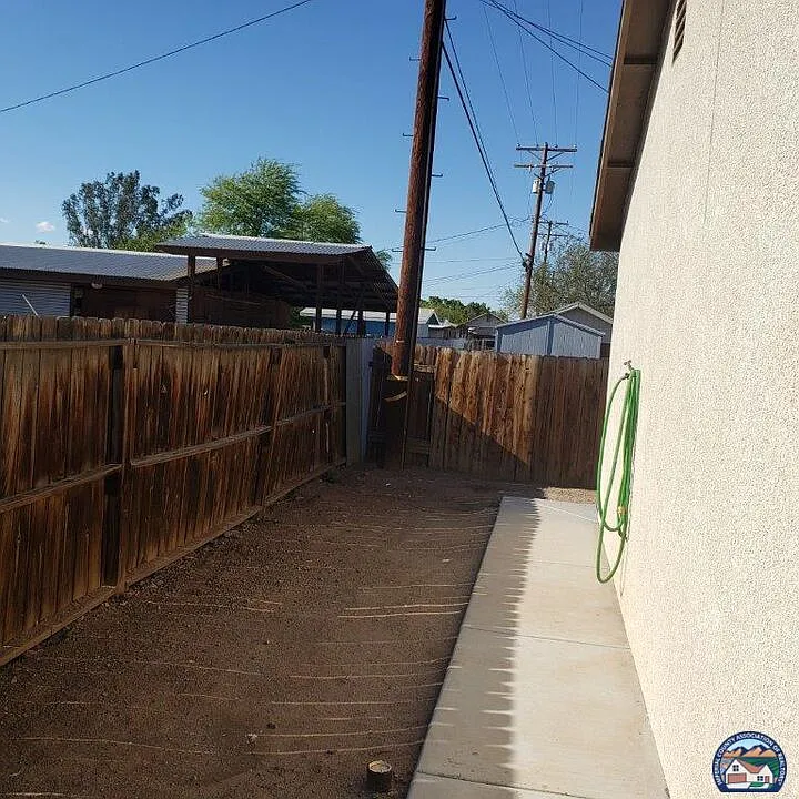 1 bed, 1.0 bath, 500 sqft, $1,100 — Photo 3