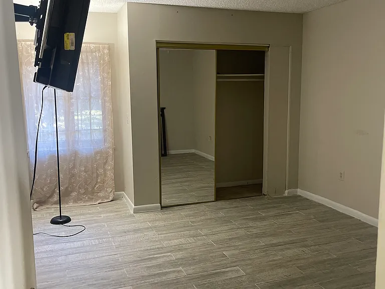 2040 Watermark Pl — Photo 17