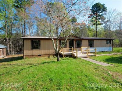 8486 Island Point Rd, Sherrills Ford, NC, 28673