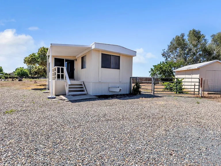 7986 Excelsior Rd — Photo 24