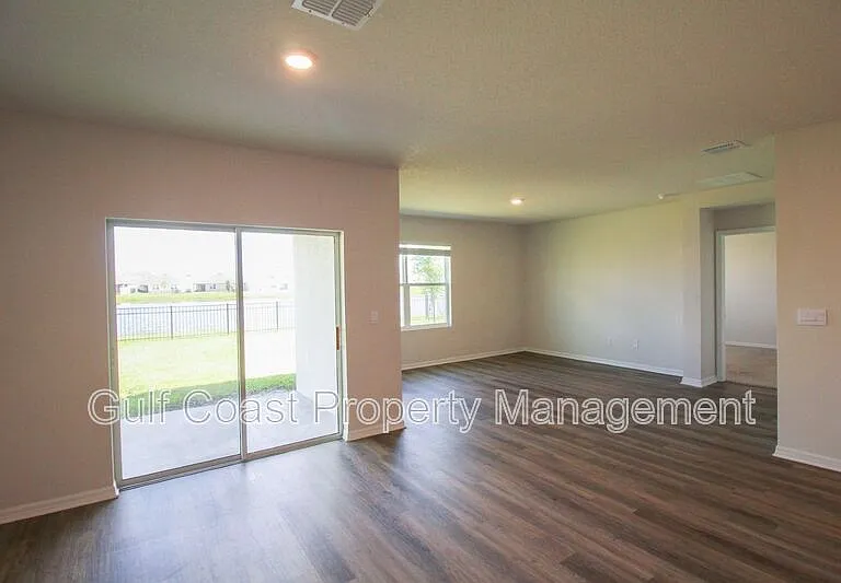 18121 Metado Dr — Photo 8