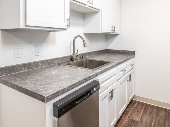 412 Alameda Del Prado #412L