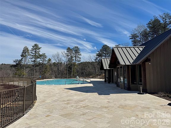 5th image of 99999 Chesterfield Dr #176