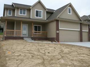 6152 S 175th Ter, Omaha, NE 68135