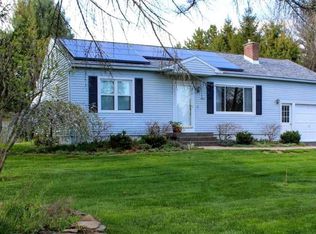 7 Cortland Dr, Charlton, NY 12019