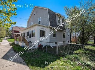 236 Sycamore St SE, Grand Rapids, MI 49503