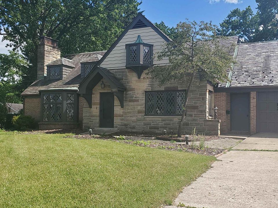 1st image of 1826 McKinley St