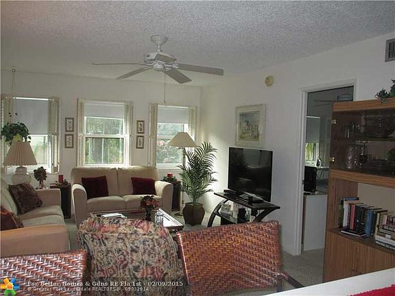 2nd image of 615 NE 12th Ave APT 208