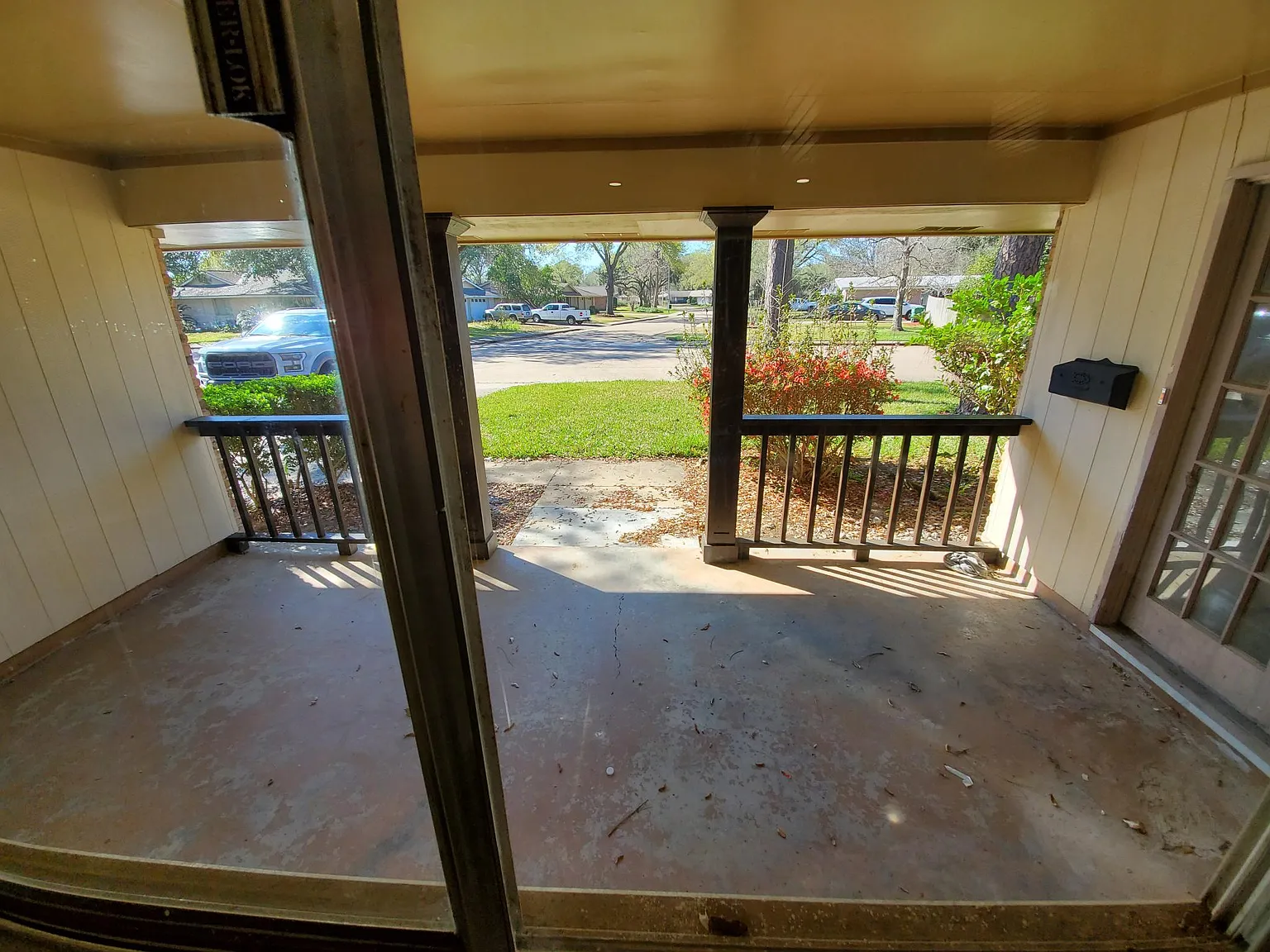 3 bed, 2552 sqft, $2,650 — Photo 4