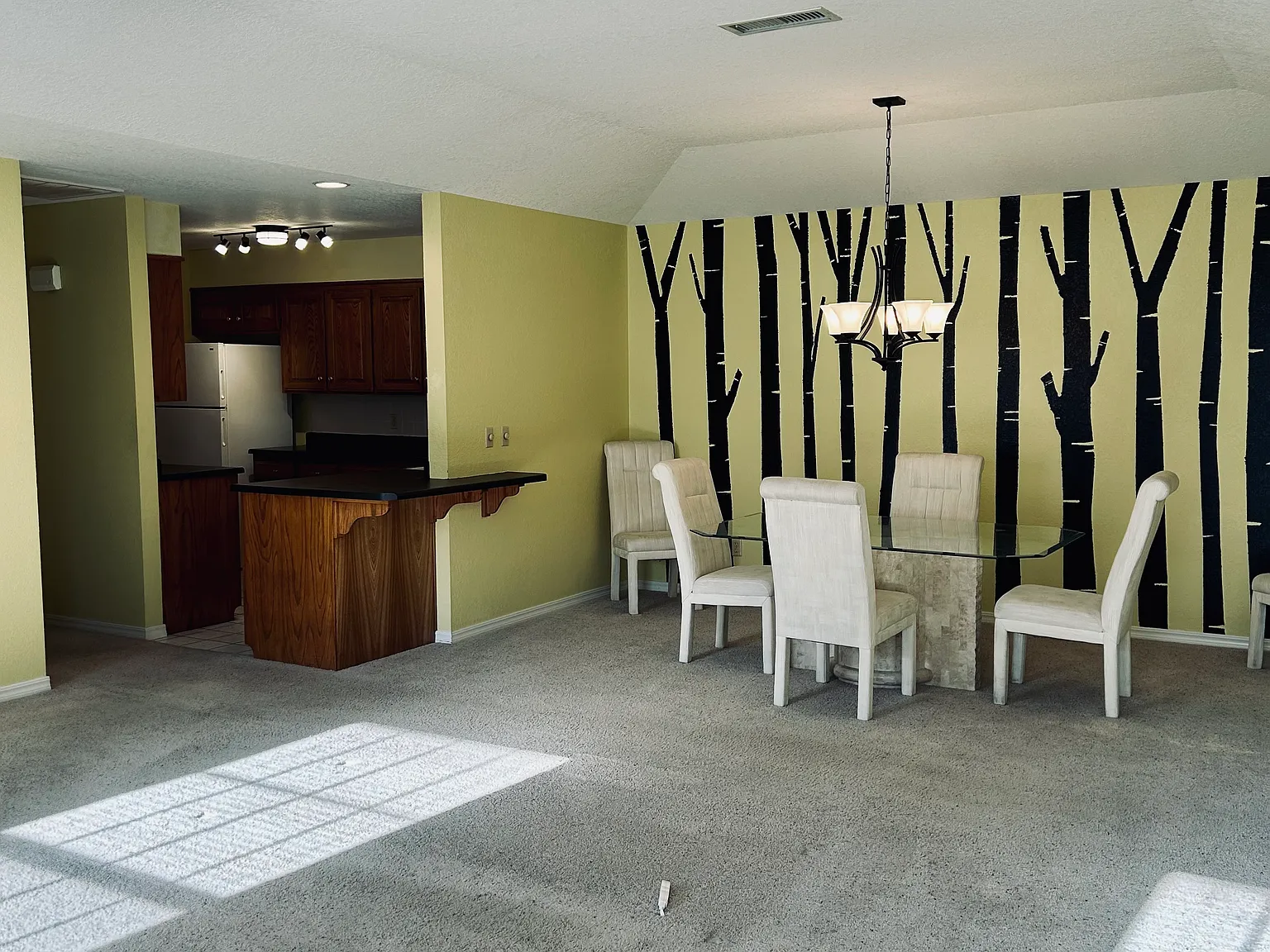 2 bed, 1541 sqft, $1,800 — Photo 3