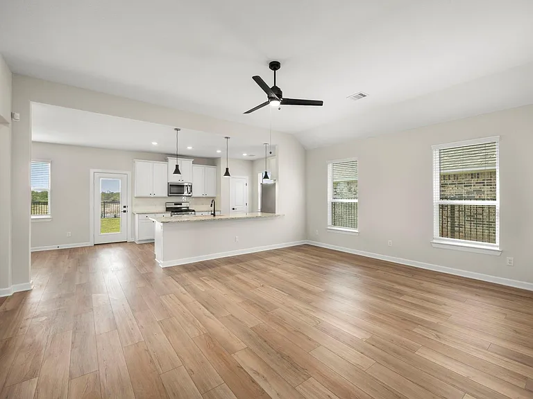 3081 Sorrento Hill Dr — Photo 2
