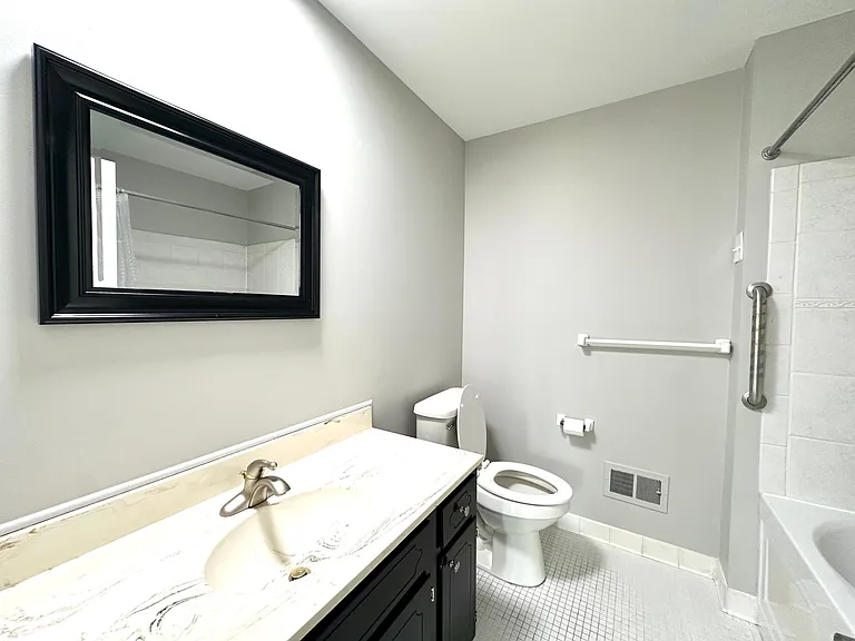 537 Randall Dr — Photo 12