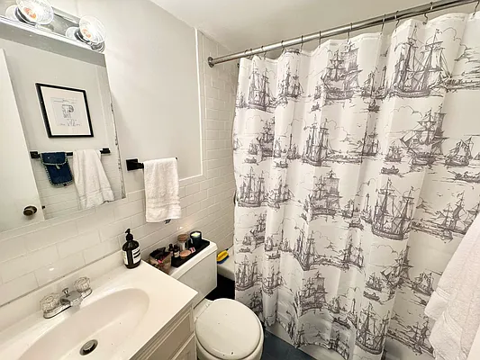 Rented by J PRESTON AND ASSOCIATES INC | media 18