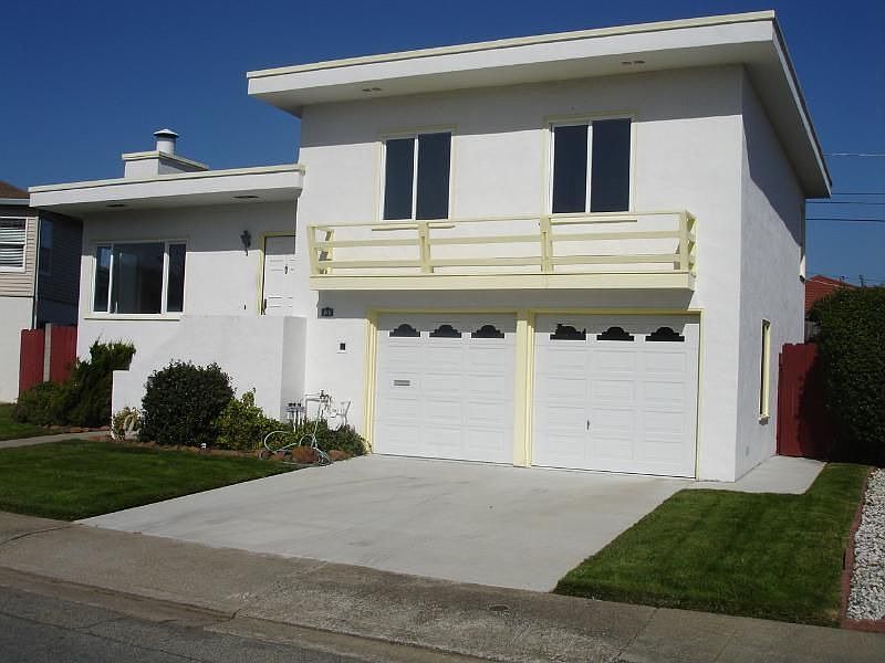 1st image of 215 El Campo Dr