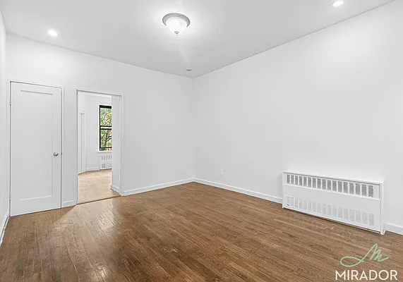 Rented by Mirador Real Estate | media 6