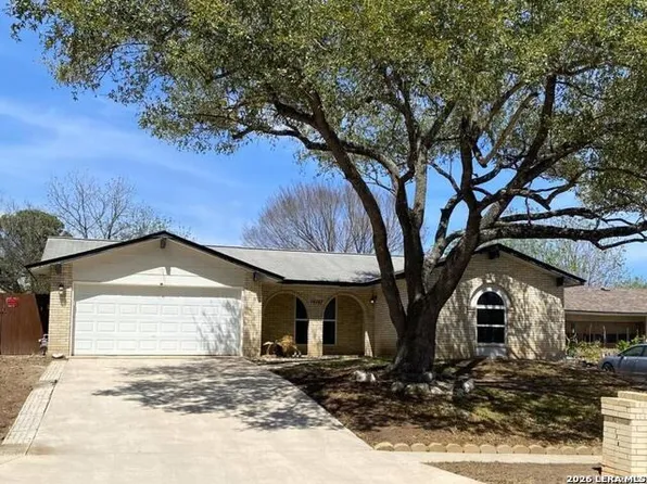 14147 Swallow Dr, San Antonio, TX 78217