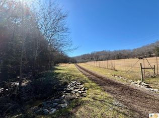 567 Branham Rd, Burkesville, KY 42717