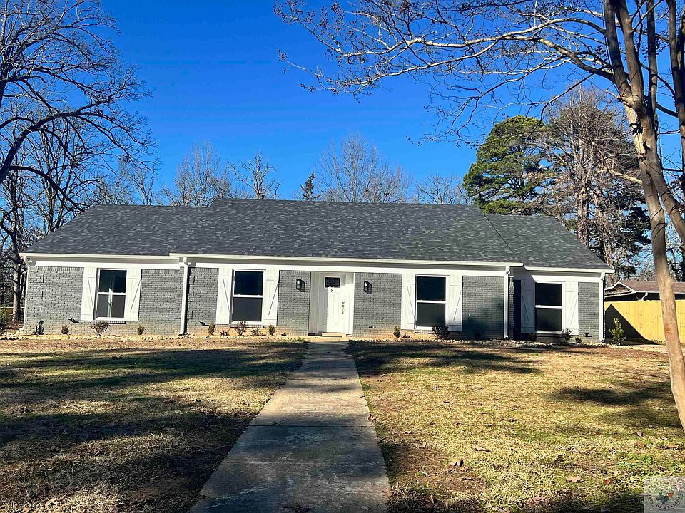 1st image of 8 Sweetbrush Ave