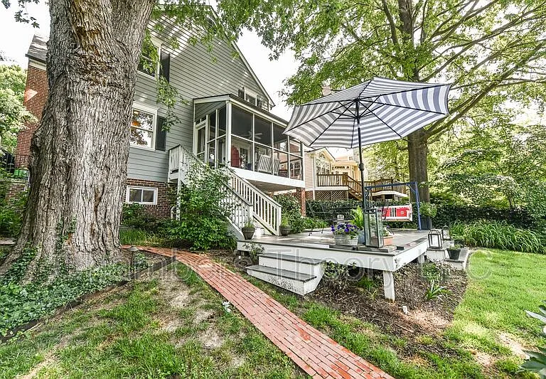 3404 Legation St NW — Photo 37