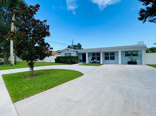 462 Tequesta Dr, Tequesta, FL 33469