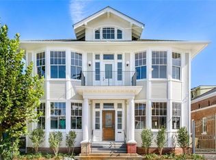 1221 Mandeville St #202, New Orleans, LA 70117