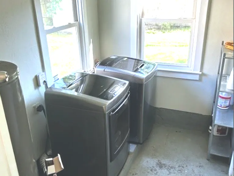 1380 E Norcova Dr — Photo 14