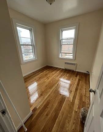 3rd image of 15 126th St