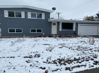 975 E Walker St, Blackfoot, ID 83221