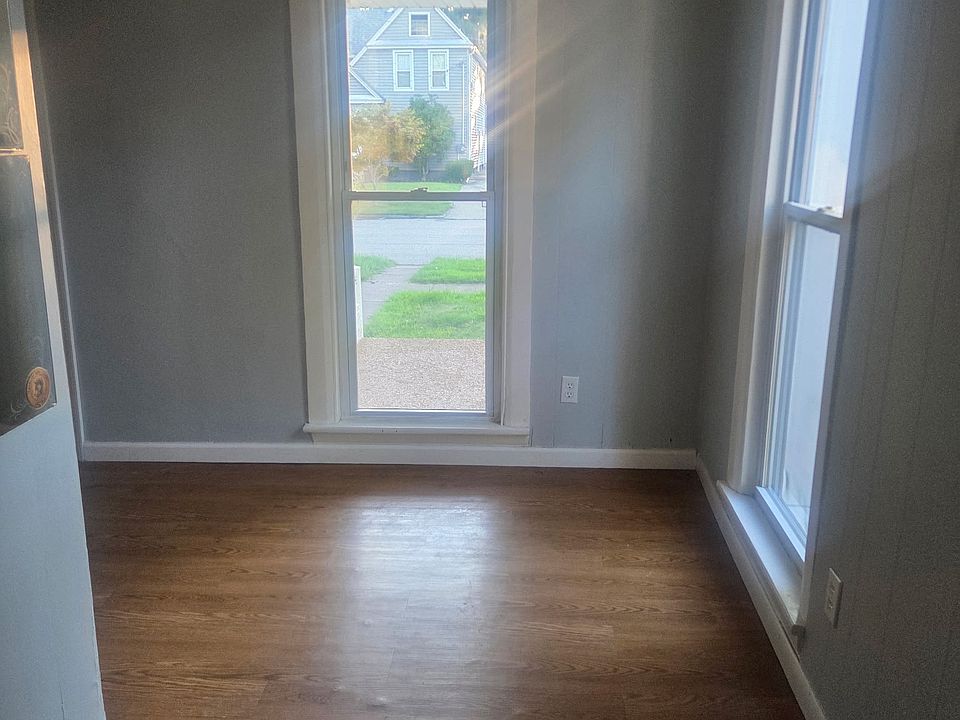 1st image of 374 Buffalo St #2