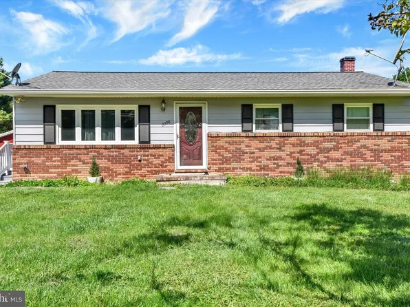2926 Warehime Rd, Manchester, MD 21102