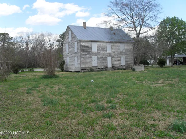 1137 Second Street, Hassell, NC 27841