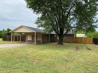 129 E Derby Ave, Porter, OK 74454