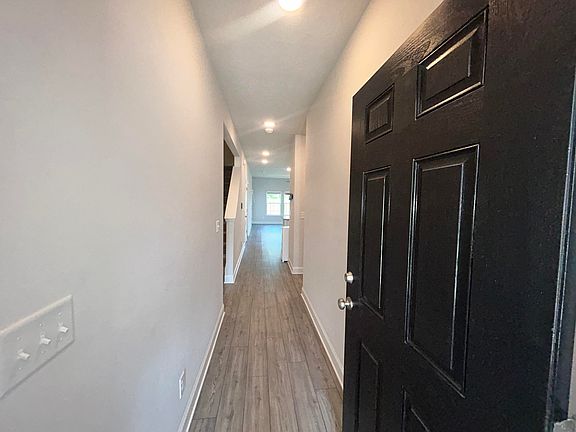 3rd image of 1013 Candleberry Dr