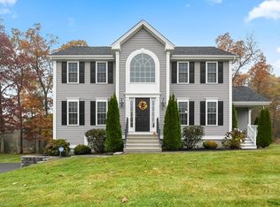6 Autumn Gate Cir, Millbury, MA 01527