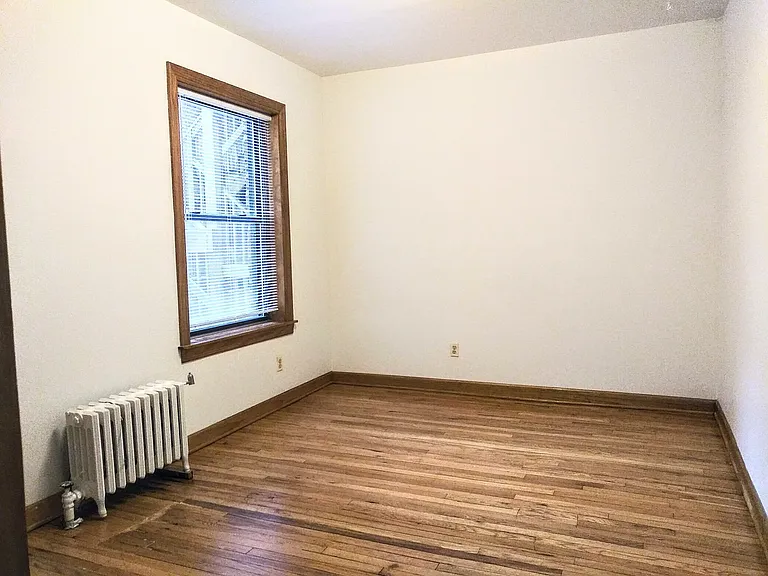 705 W Cornelia Ave #3 — Photo 10