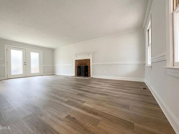 4th image of 8612 Clovehitch Ct